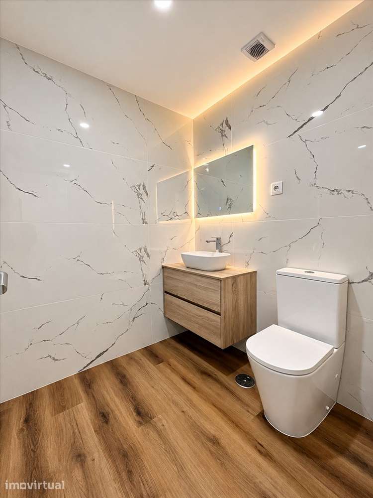 APARTAMENTO T3 TOTALMENTE RENOVADO | SÃO LAZARO| BRAGA - Grande imagem: 4/15
