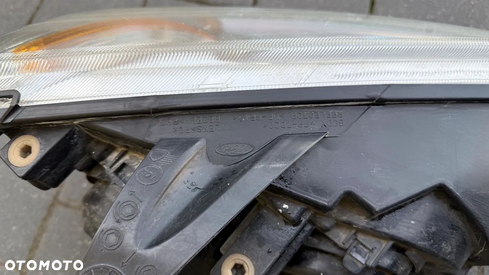 Lampa przód Lewa Prawa Ford Focus II Europa Xenon 2004-2011 - 11