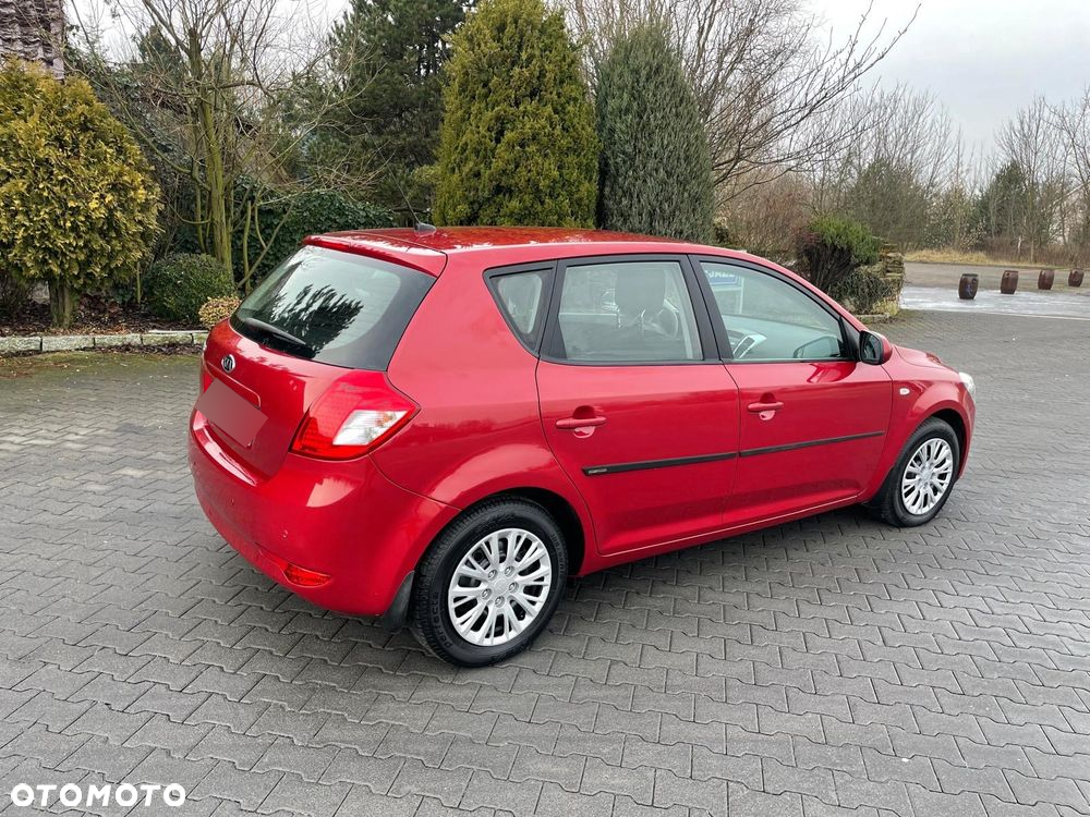 Kia Ceed Cee'd 1.4 Comfort - 10
