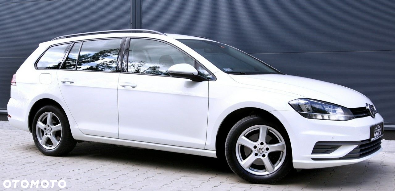 Volkswagen Golf - 3