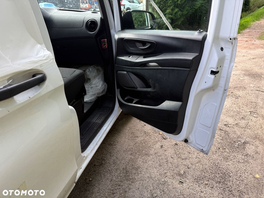 Mercedes-Benz Vito 114 Long 4x4 4matic automat - 16