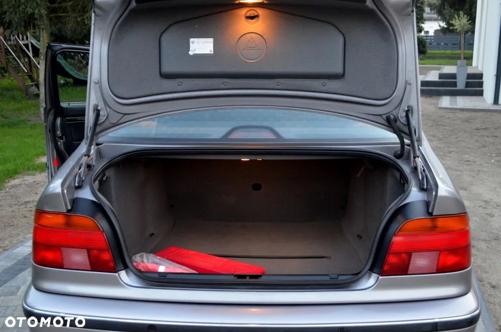 BMW Seria 5 - 13