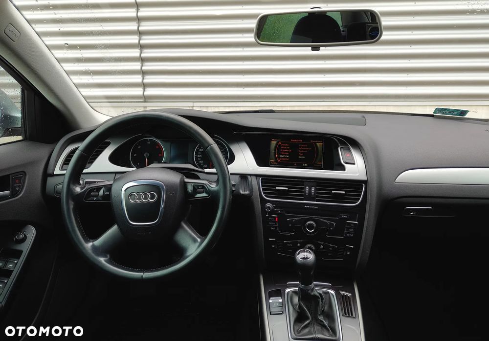 Audi A4 Avant 2.0 TDI - 7