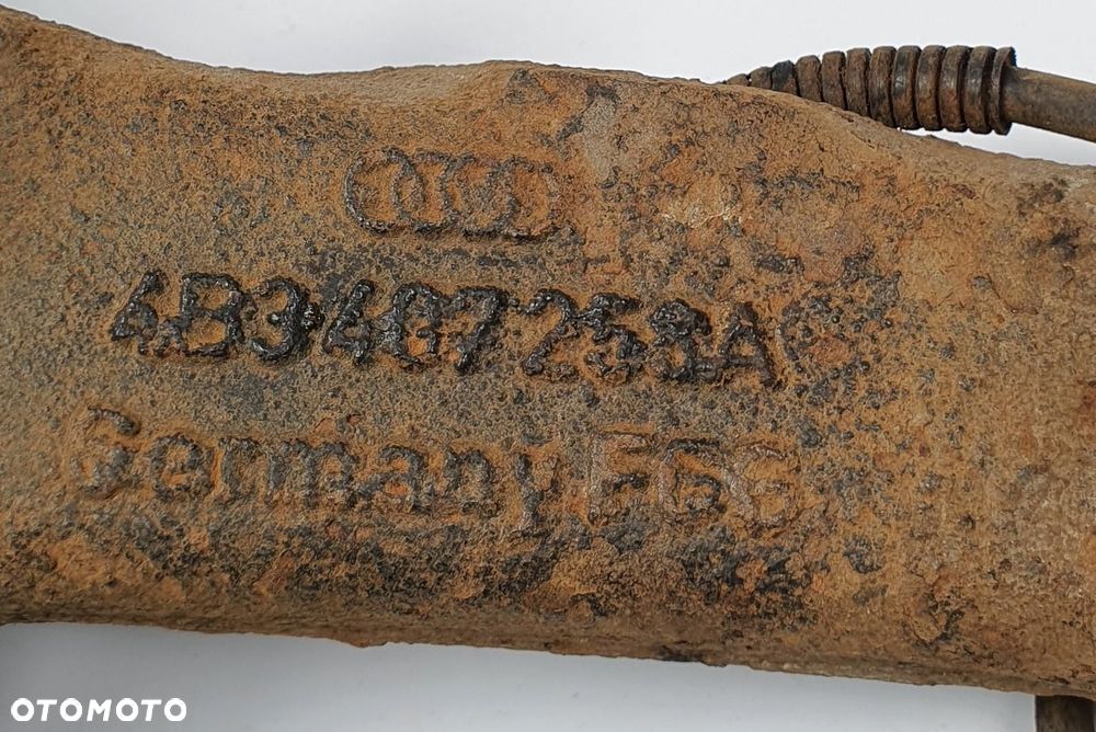 PIASTA ZWROTNICA PRAWY PRZÓD VW PASSAT B5 W8 4B3407258A - 5