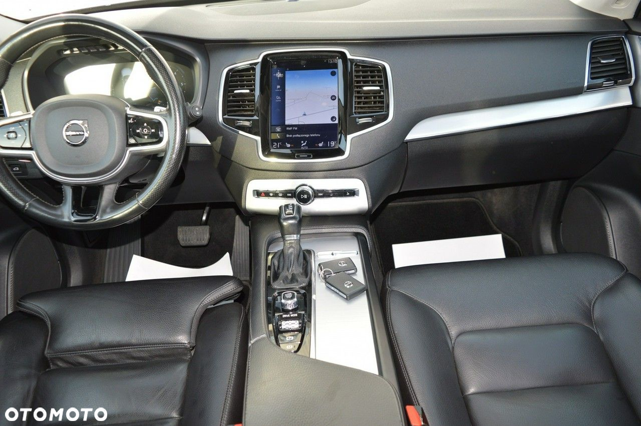 Volvo XC 90 D5 AWD Momentum - 21
