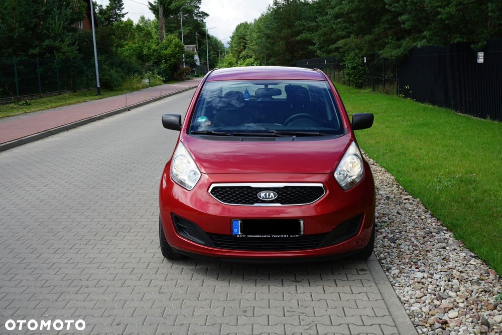 Kia Venga - 23