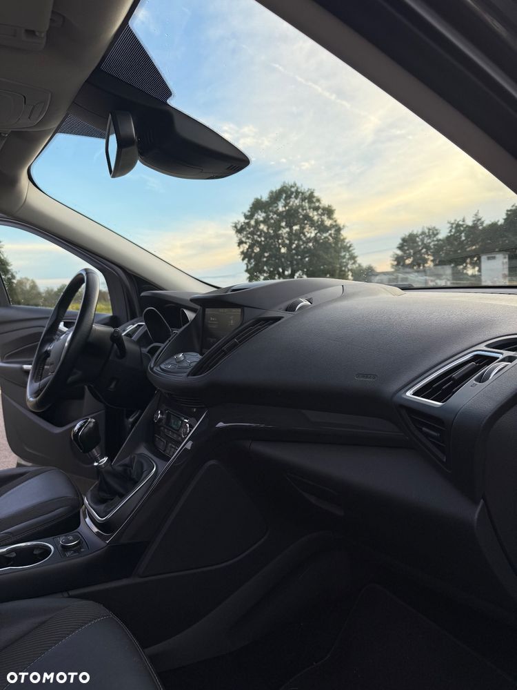 Ford Kuga 2.0 TDCi FWD Titanium - 10