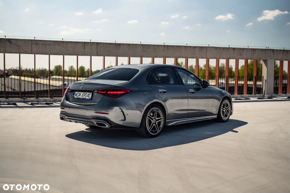 Mercedes-Benz Klasa C 220 d mHEV AMG - 5