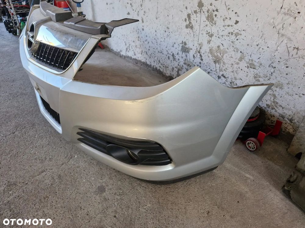 Zderzak przedni przód Opel Vectra C Signum LIFT Z157 europa - 4
