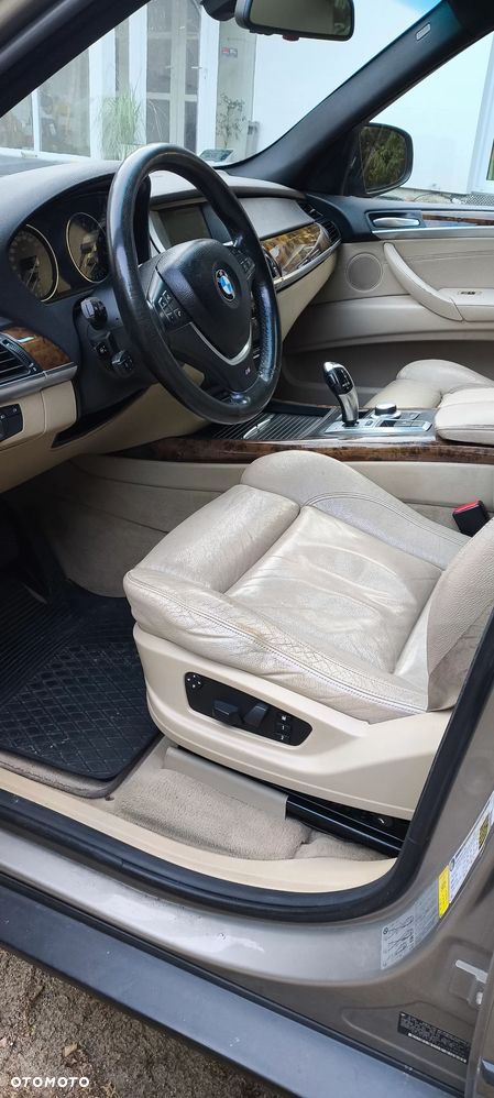 BMW X5 3.0si - 6