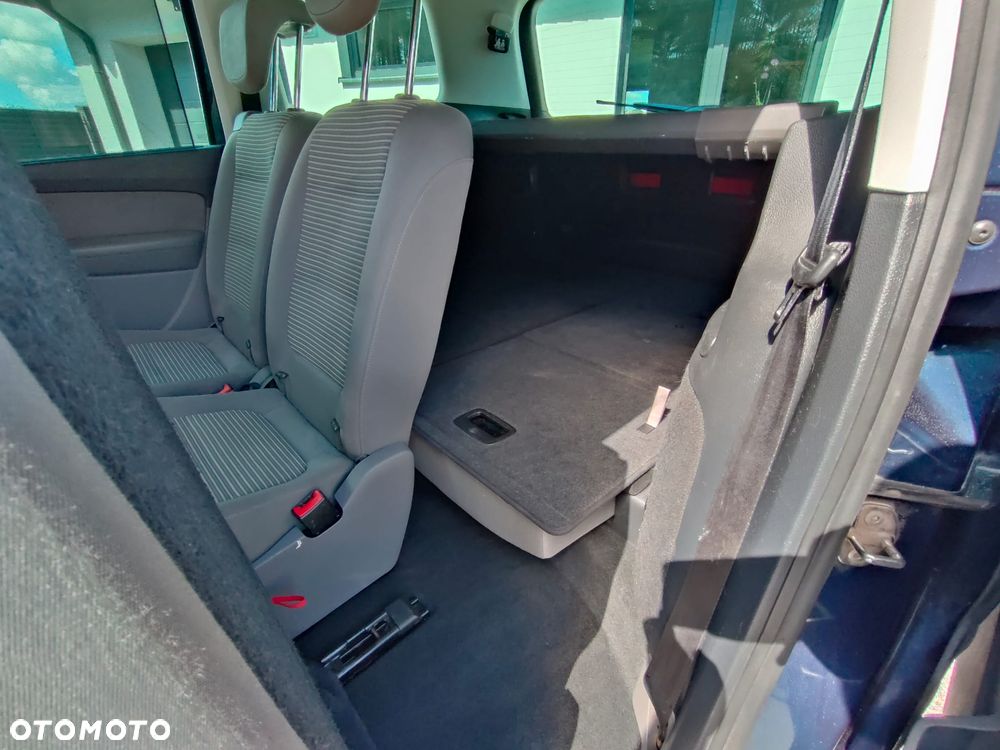 Seat Alhambra 2.0 TDI Reference - 16