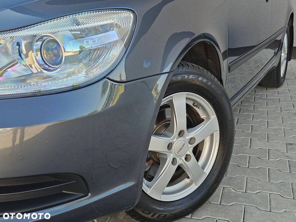 Skoda Octavia 1.6 Ambiente - 13