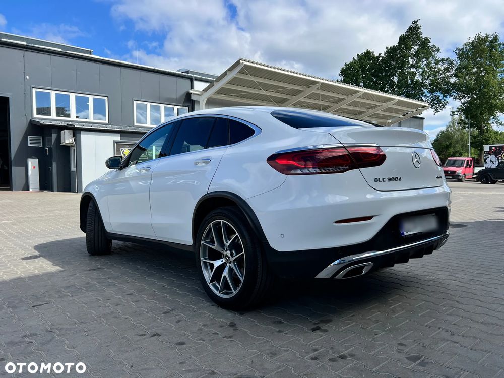 Mercedes-Benz GLC 300 d 4-Matic - 5