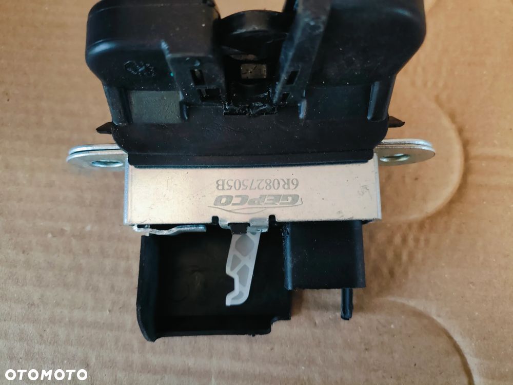 VW POLO 6R 09- ZAMEK KLAPY BAGAŻNIKA 4-PIN - 7