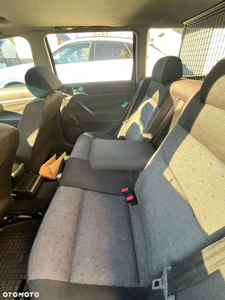 Volkswagen Passat 1.9 TDI CL - 13