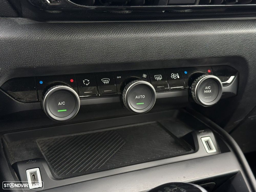 Citroën C4 1.2 PureTech Feel - 13