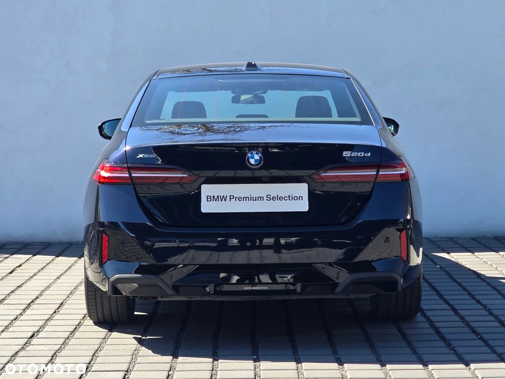 BMW Seria 5 520d xDrive mHEV M Sport - 7
