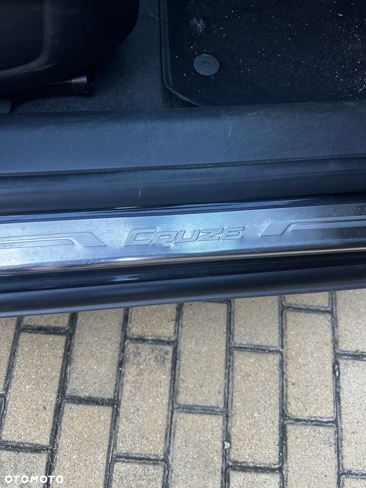 Chevrolet Cruze - 10