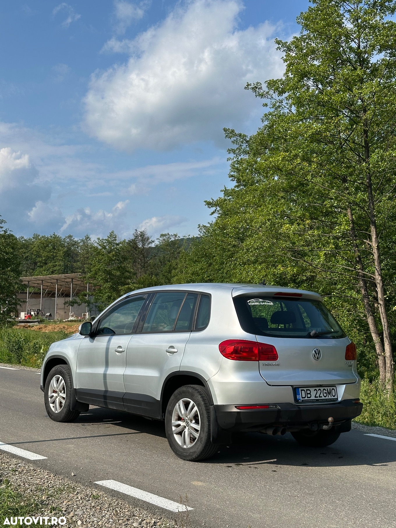 Volkswagen Tiguan 2.0 TDI 4Motion Trend & Fun - 4