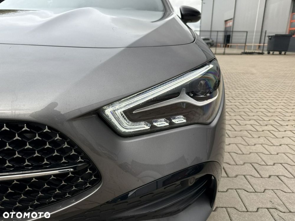 Mercedes-Benz CLA 200 mHEV AMG Line 7G-DCT - 9
