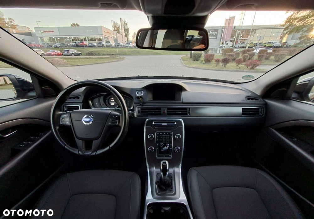 Volvo V70 - 25