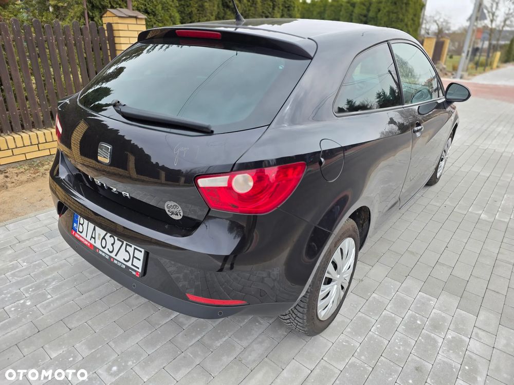 Seat Ibiza SC 1.4 16V Reference - 11