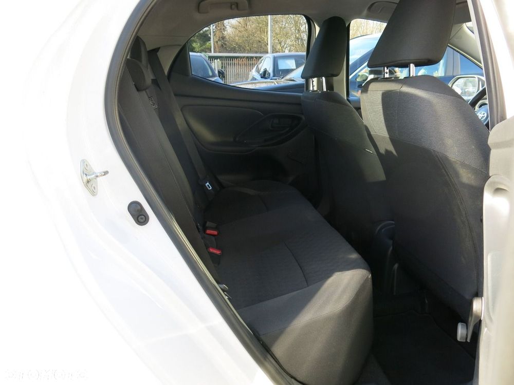 Toyota Yaris - 6