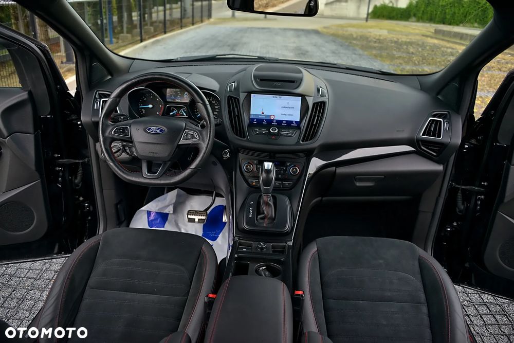 Ford Kuga 2.0 TDCi 4x4 ST-Line - 35