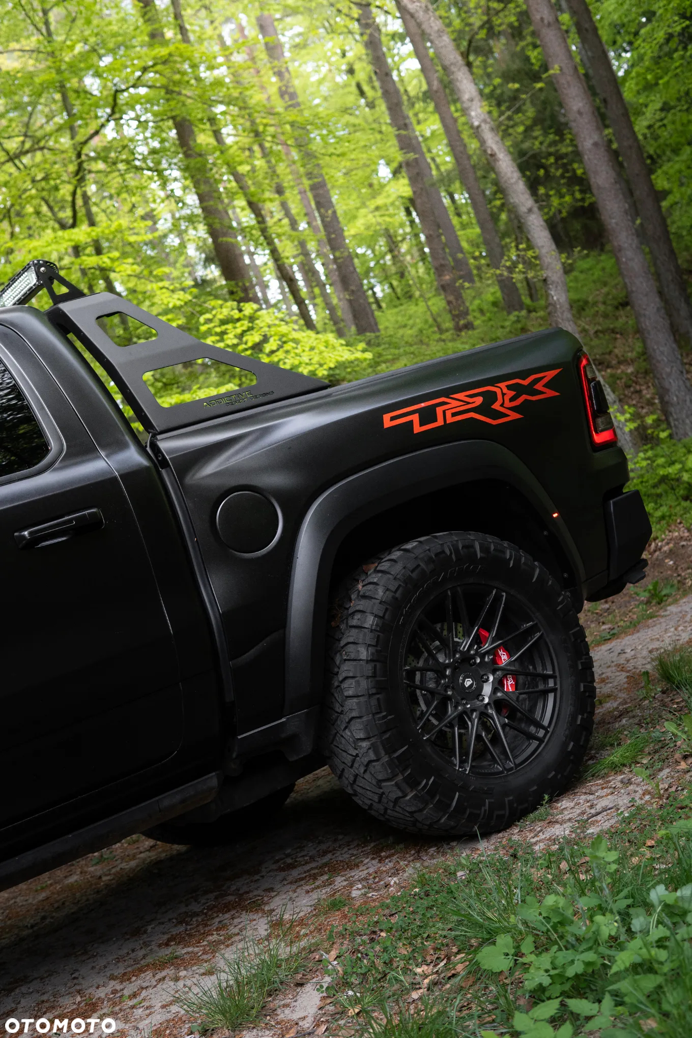 Dodge RAM TRX - 33