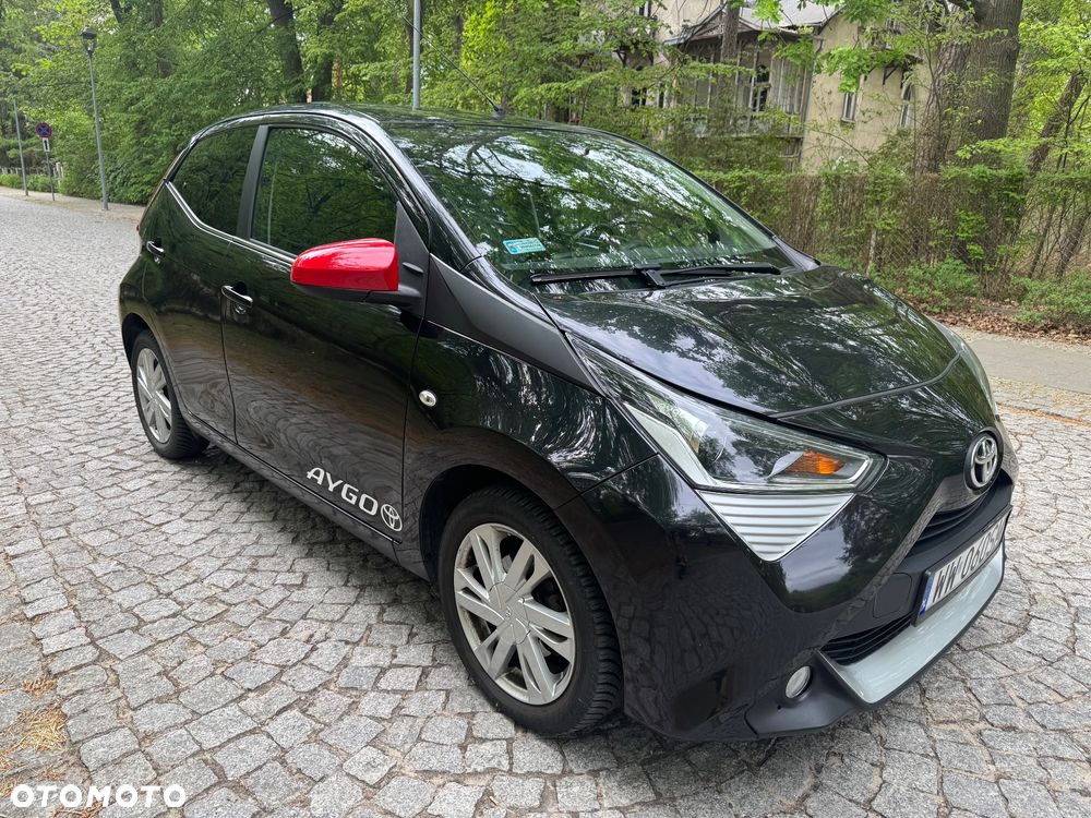 Toyota Aygo x-clusiv - 3