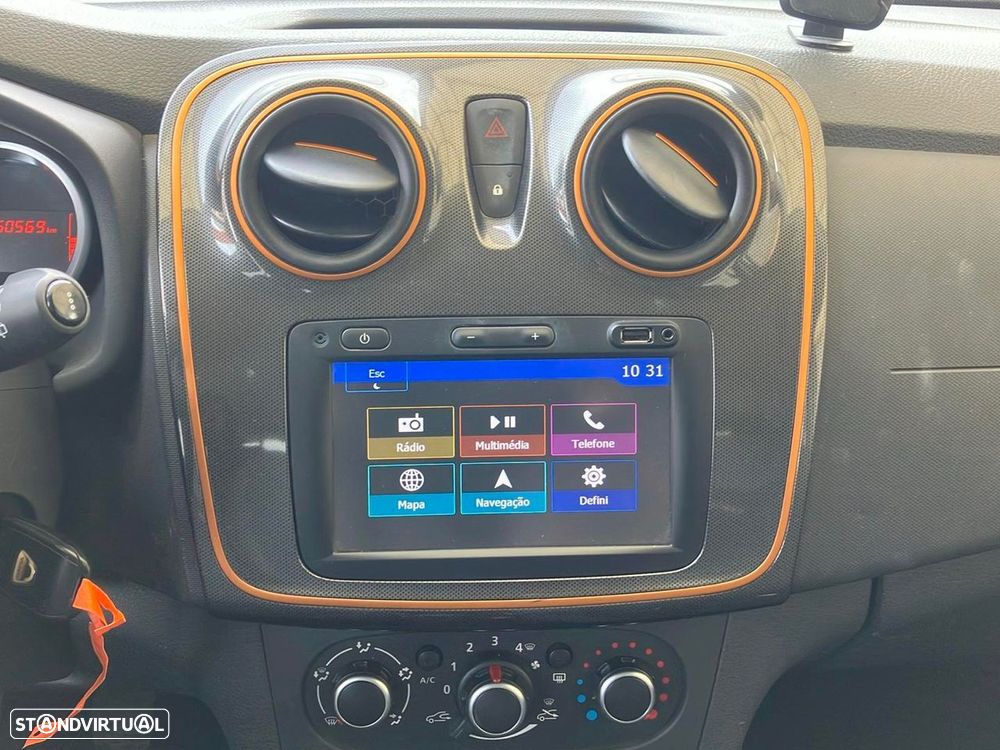 Dacia Sandero 0.9 TCe Stepway - 12