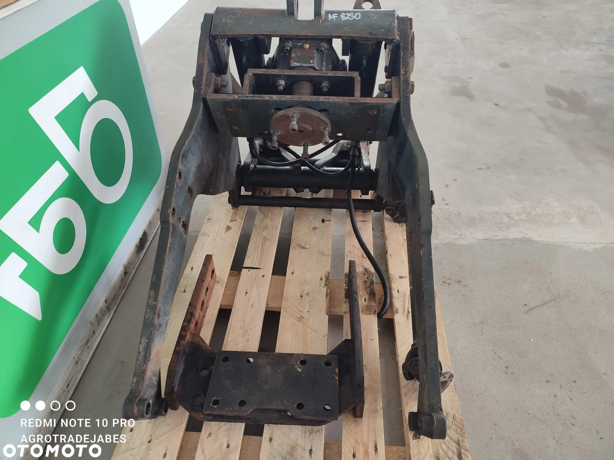 TUZ WOM Massey Ferguson 8250 - 7