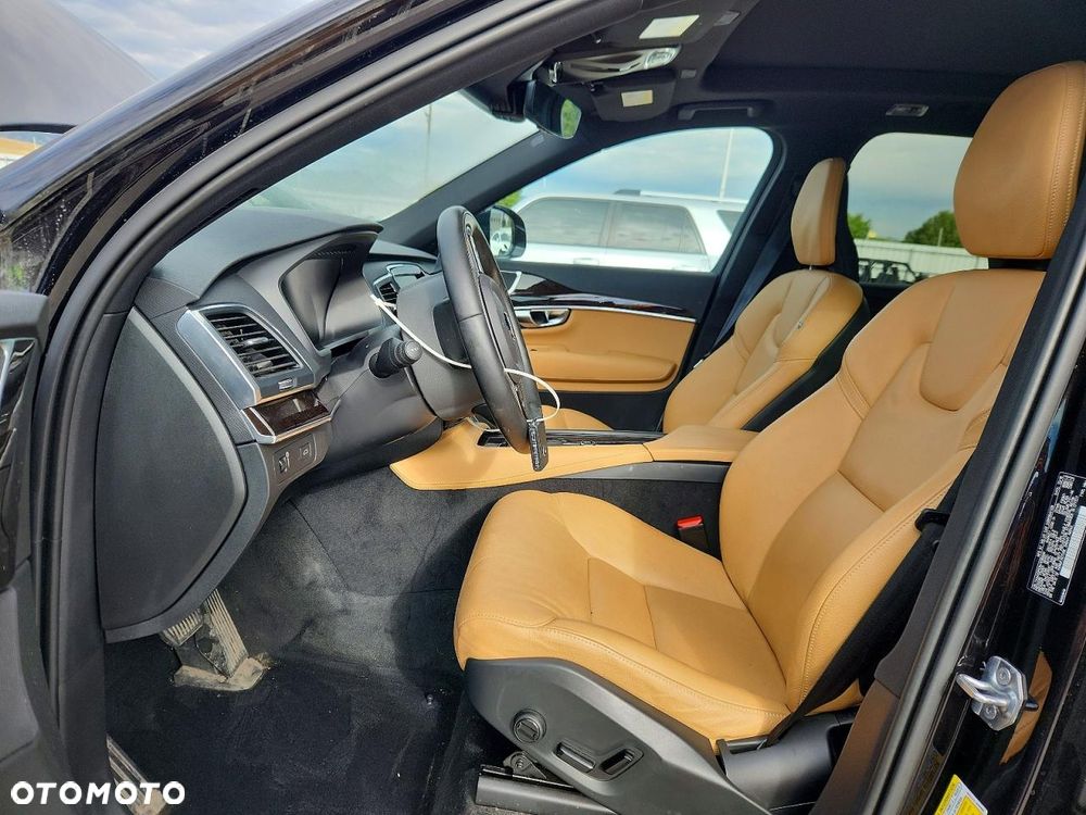 Volvo XC 90 T6 AWD Geartronic Momentum - 8