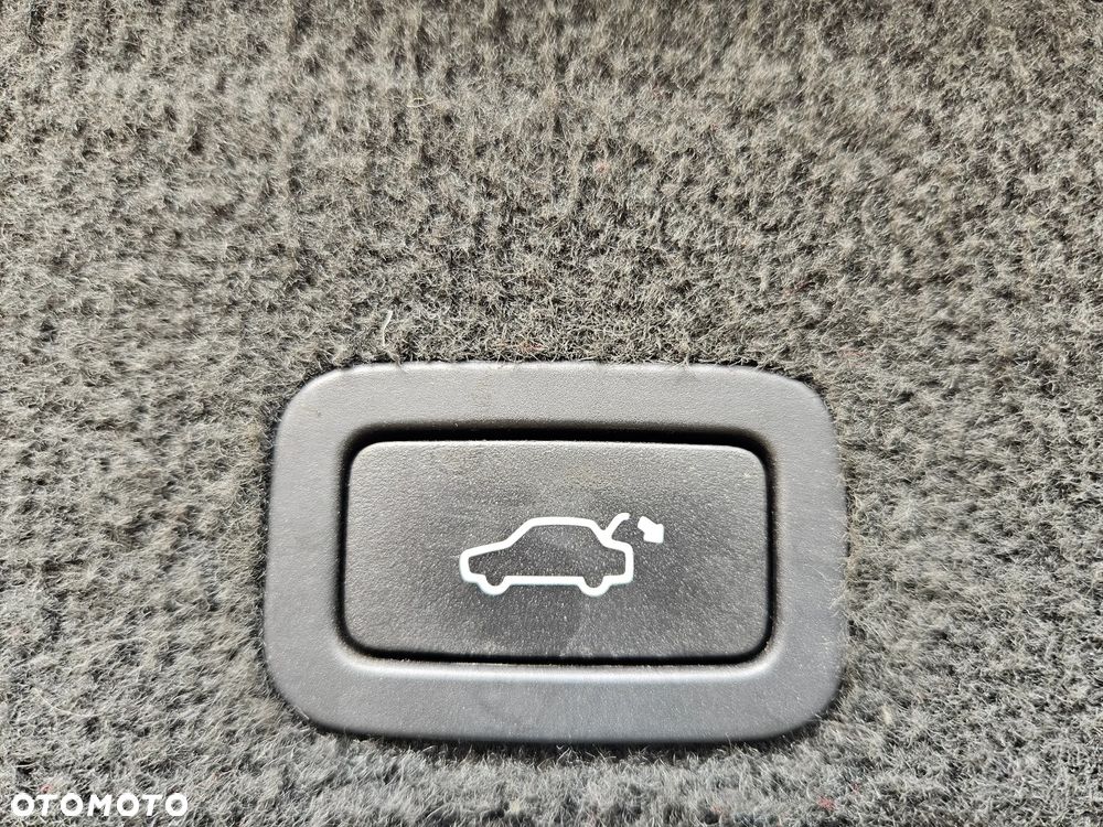 Volvo XC 60 D4 AWD Kinetic - 24