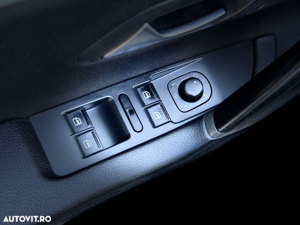 Volkswagen Passat CC 2.0 TDI BlueMotion Technology DSG - 17