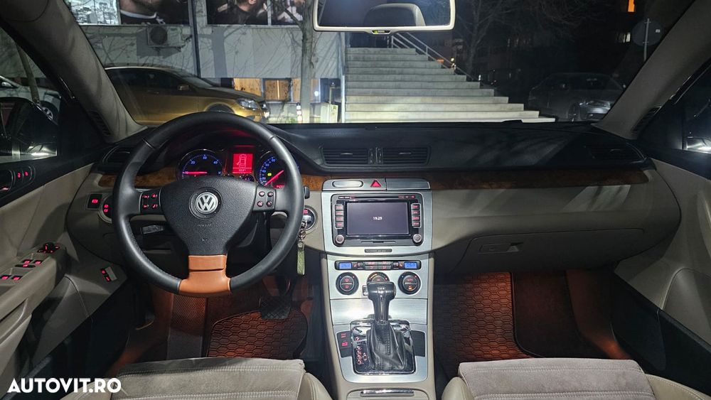 Volkswagen Passat 2.0 TDI Comfortline DPF DSG - 18