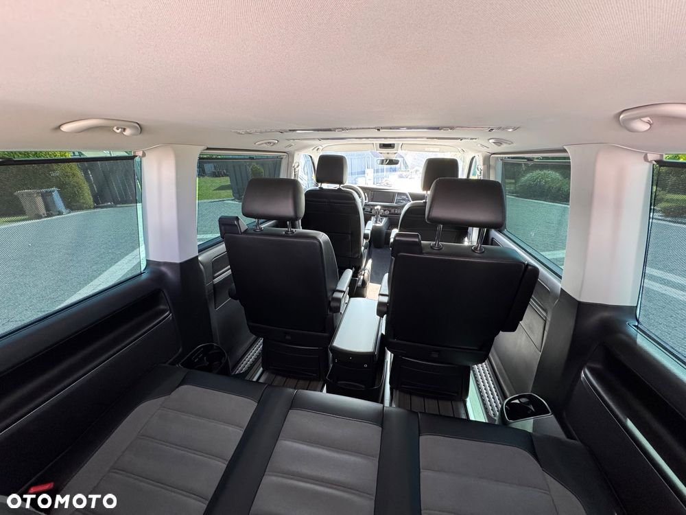 Volkswagen Multivan - 28