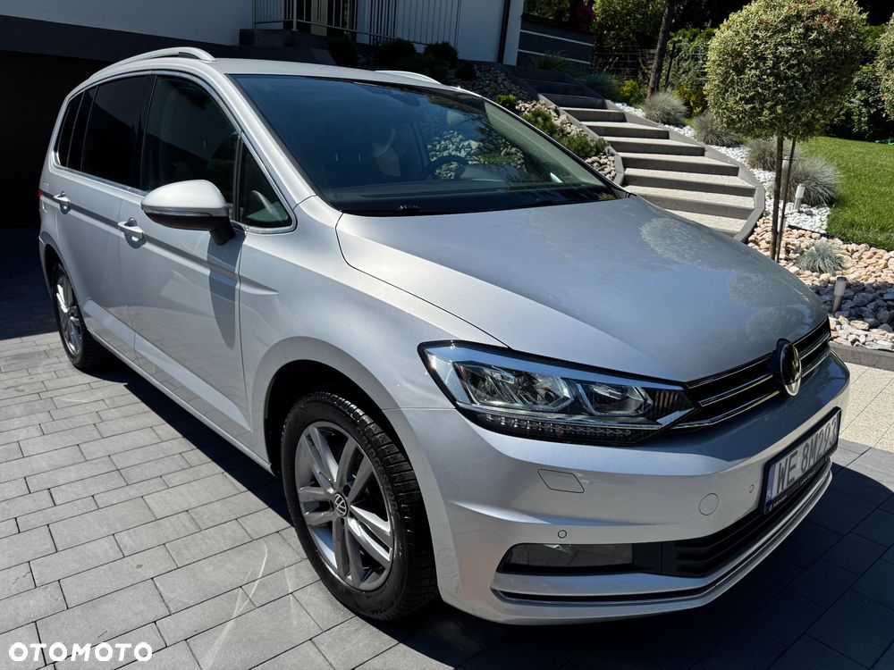 Volkswagen Touran - 27