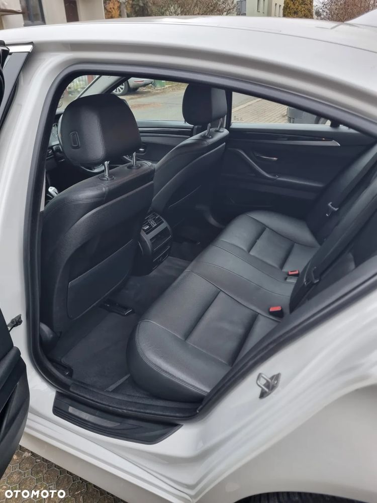 BMW Seria 5 520d - 11
