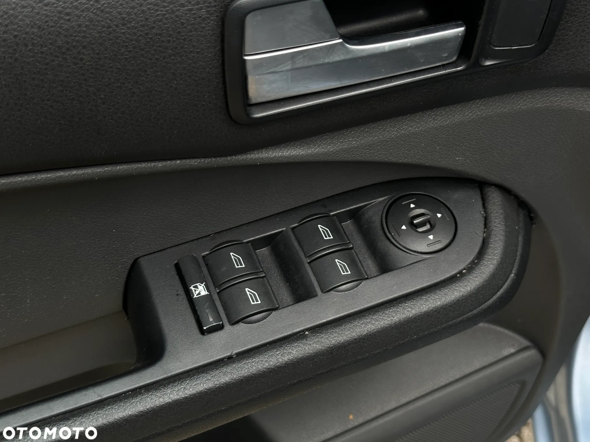 Ford C-MAX 1.8 Titanium - 11