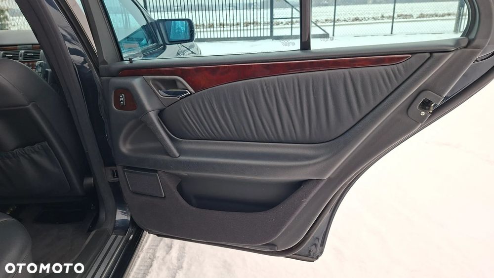 Mercedes-Benz Klasa E 430 Avantgarde - 11