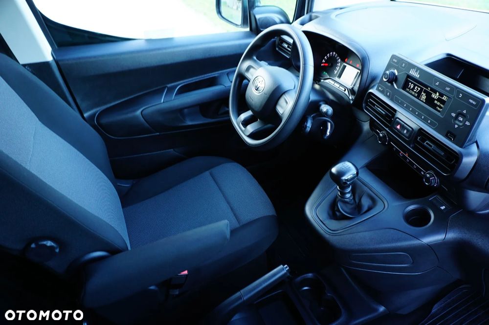 Toyota Proace City Active 110KM - 27