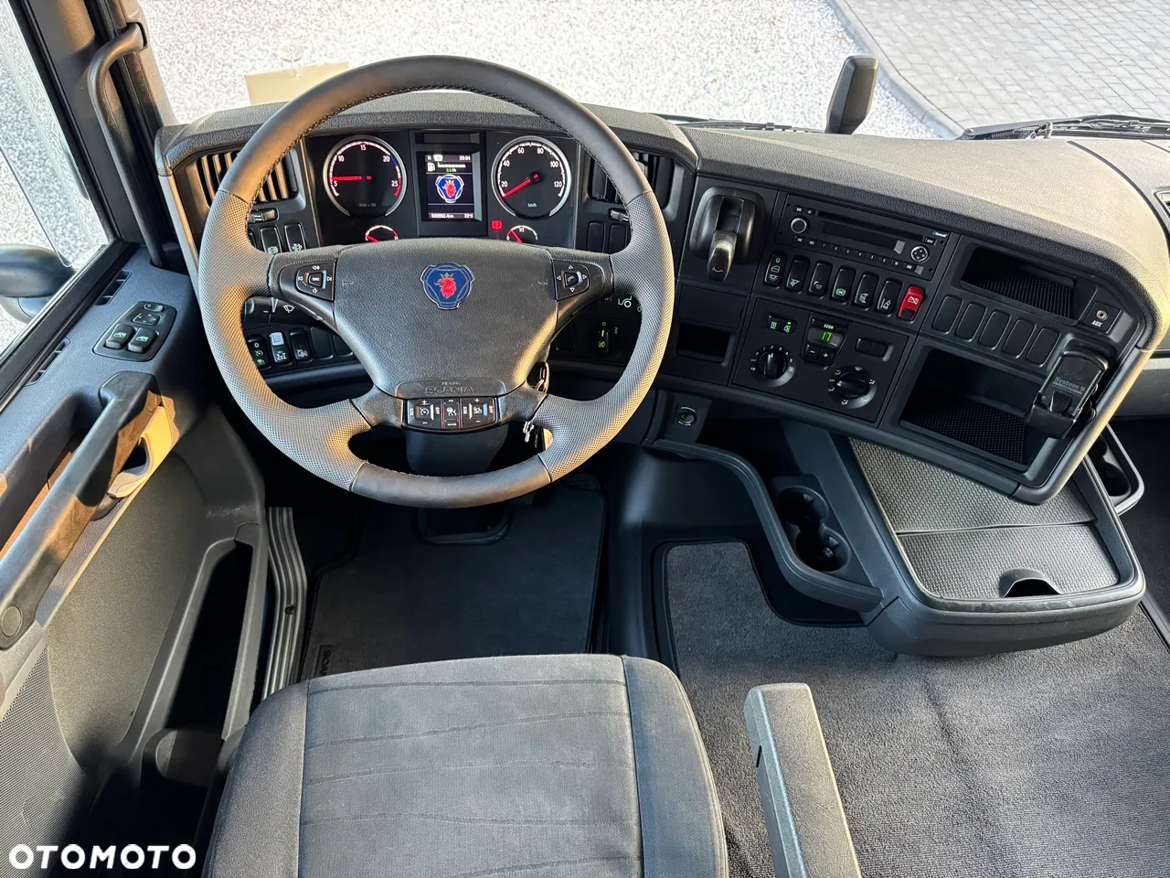 Scania R 450 / ADR / WAGA 7400 KG !!! / BEZ EGR / RETARDER / BLOKADA MOSTU / KLIMA POSTOJOWA - 26