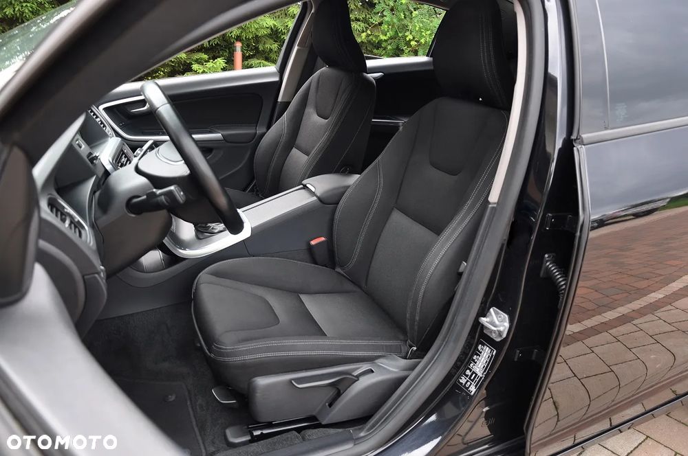 Volvo S60 - 23