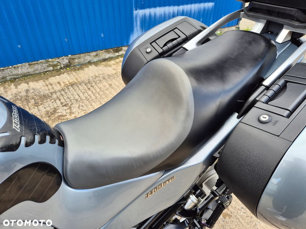 Kawasaki GTR - 16