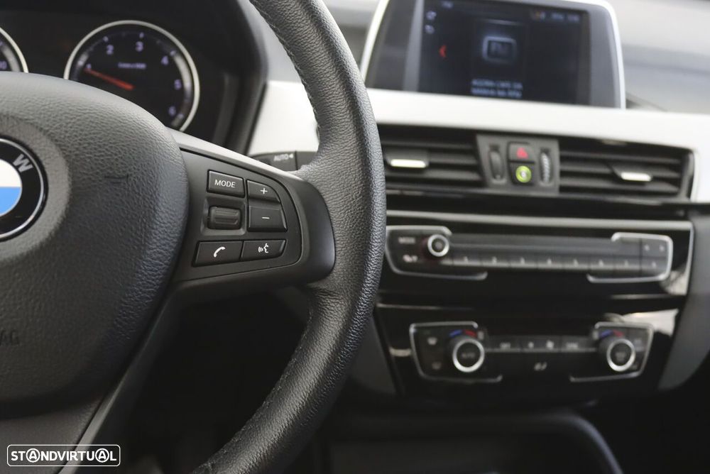 BMW X1 16 d sDrive Advantage - 14