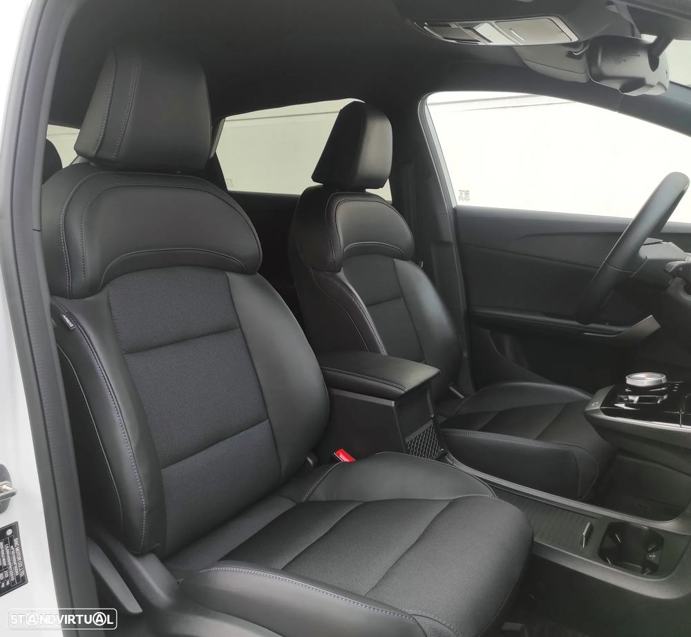 MG MG4 77 kWh Extended Range Luxury - 21