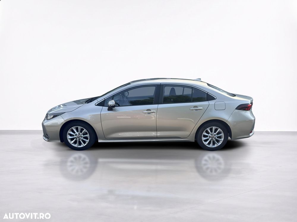 Toyota Corolla - 3