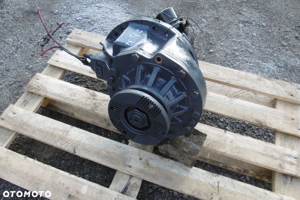 Wkład mostu dyfer  Iveco Trakker Eurotrakker 6x6 8x8 - 2