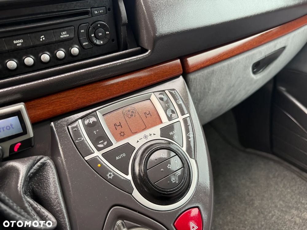 Citroën C8 2.0 16V Tendance - 32